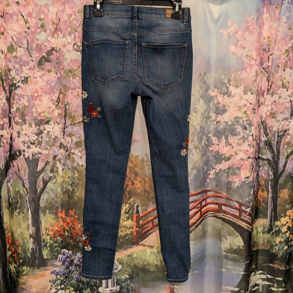 Express Floral Jean Leggings - Picture 3 of 7